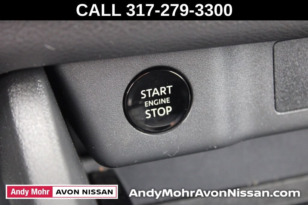 Used 2024 Nissan Rogue SV AWD/4WD image 32