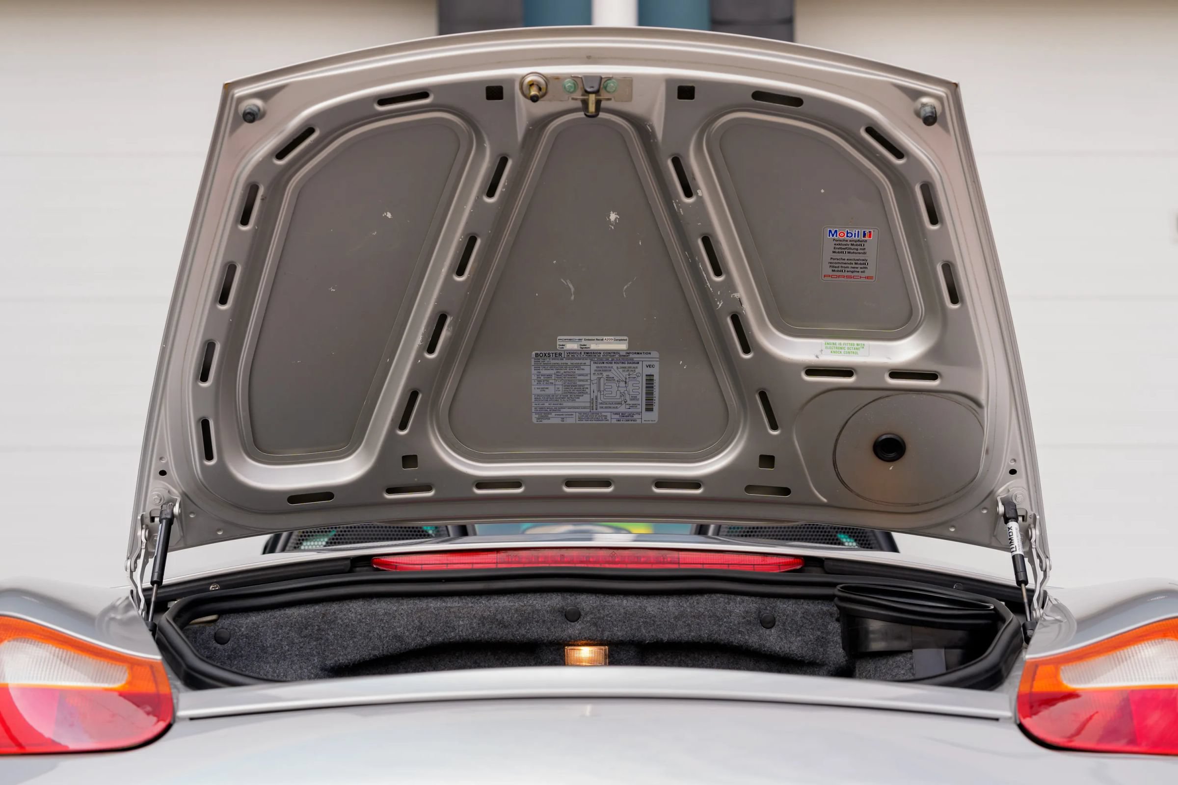 Used 1999 Porsche Boxster RWD image 64