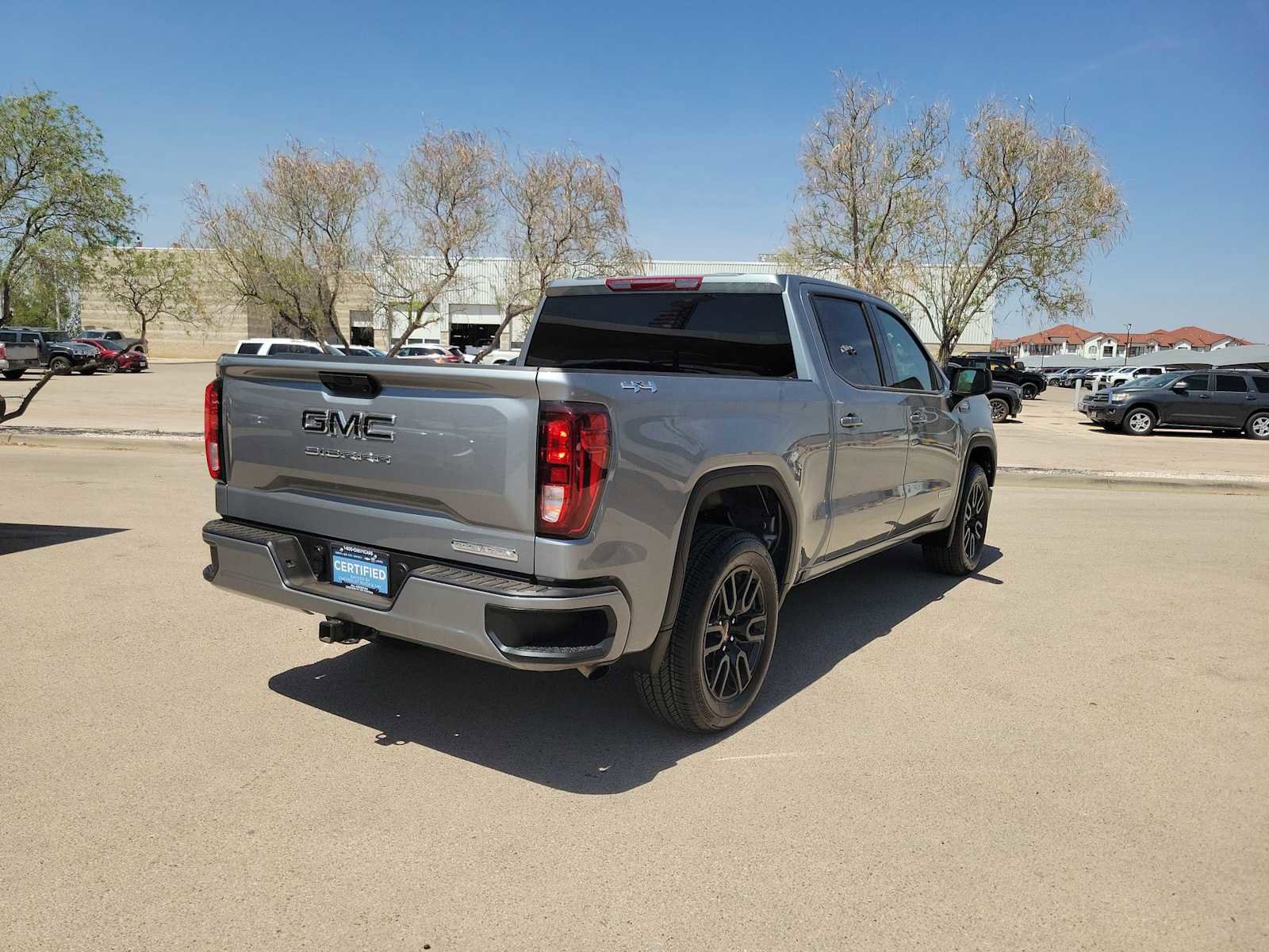 Used 2026 GMC Sierra 1500 Elevation image 9