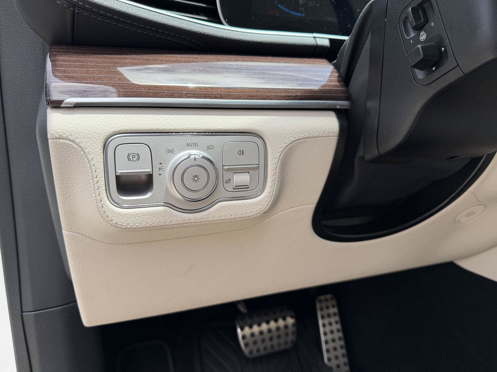Certified 2021 Mercedes-Benz GLS 580 4MATIC image 7