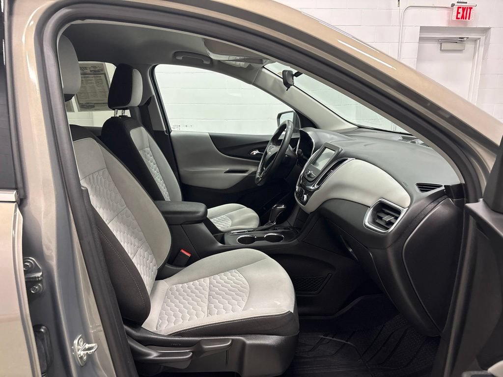 Used 2018 Chevrolet Equinox LT AWD/4WD image 35