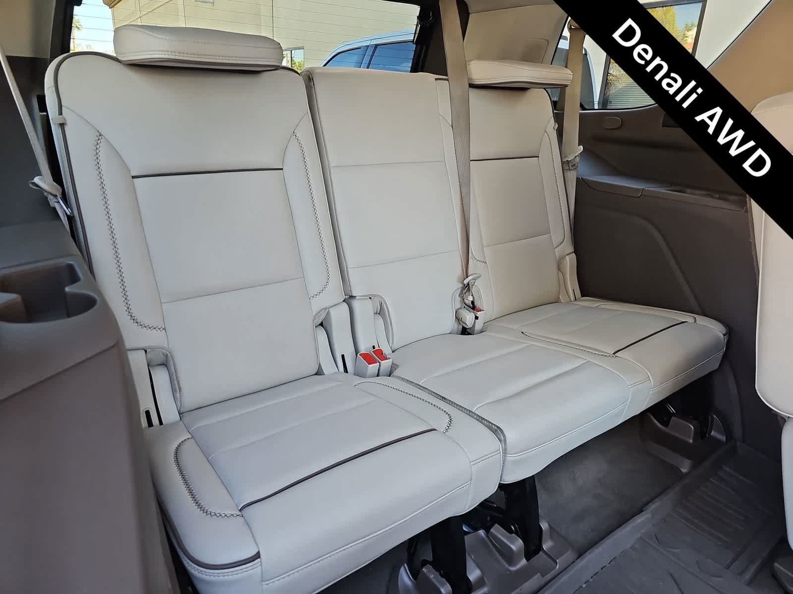 Used 2021 GMC Yukon Denali w/ Denali Premium Package AWD/4WD image 30