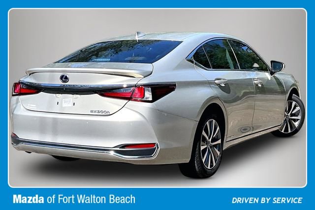 Used 2021 Lexus ES 300h w/ Premium Package FWD image 5