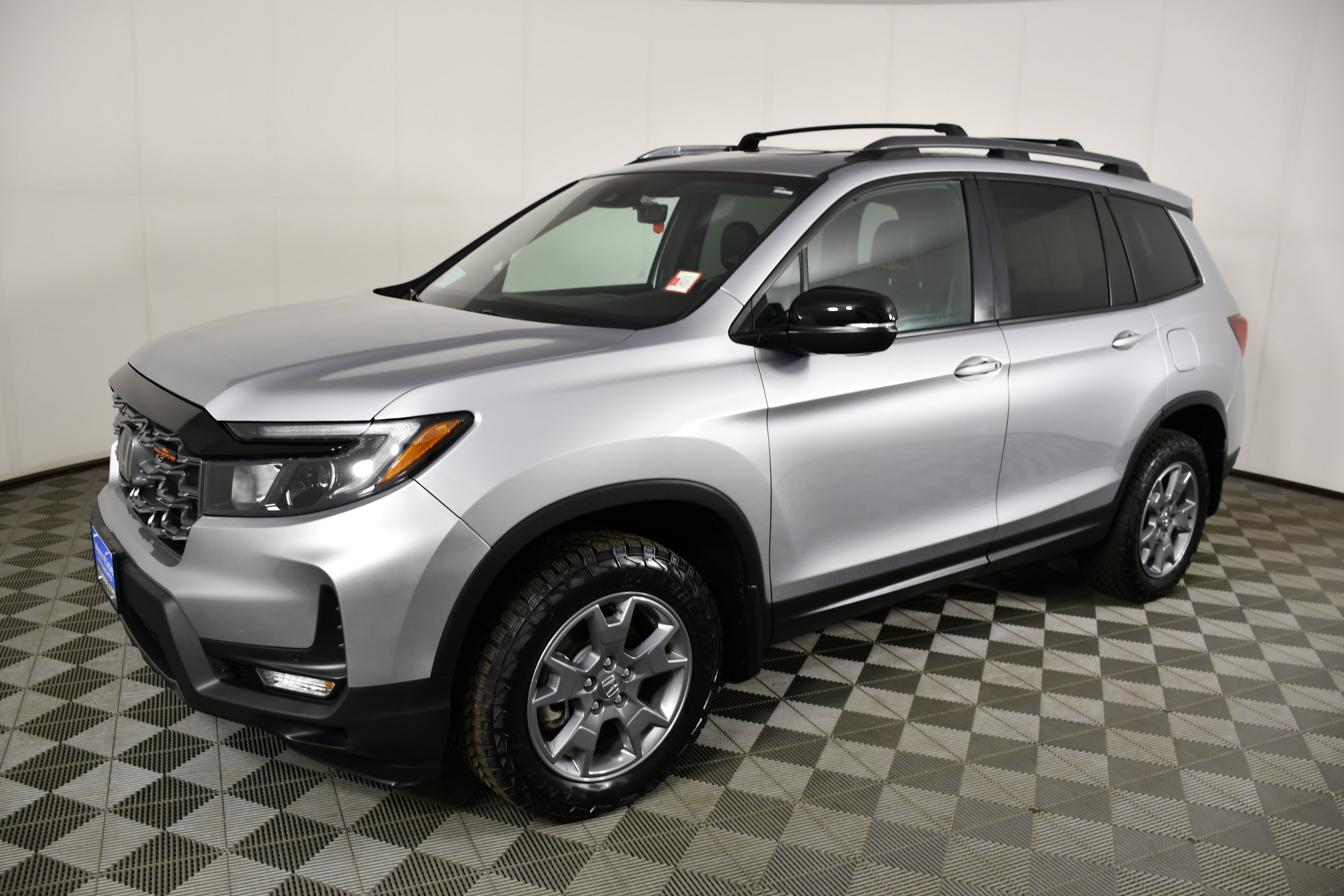 Certified 2025 Honda Passport TrailSport image 10