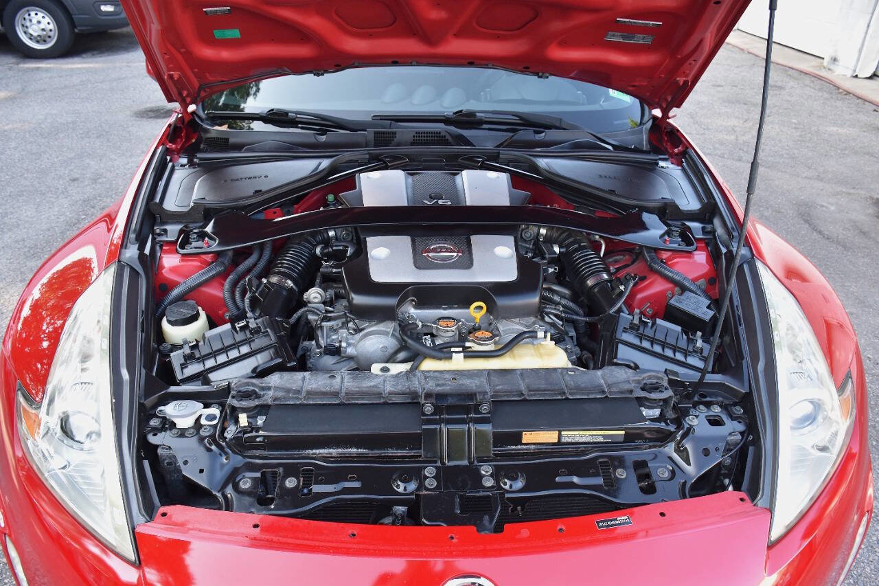 Used 2016 Nissan 370Z Touring w/ Aerodynamics Package image 24