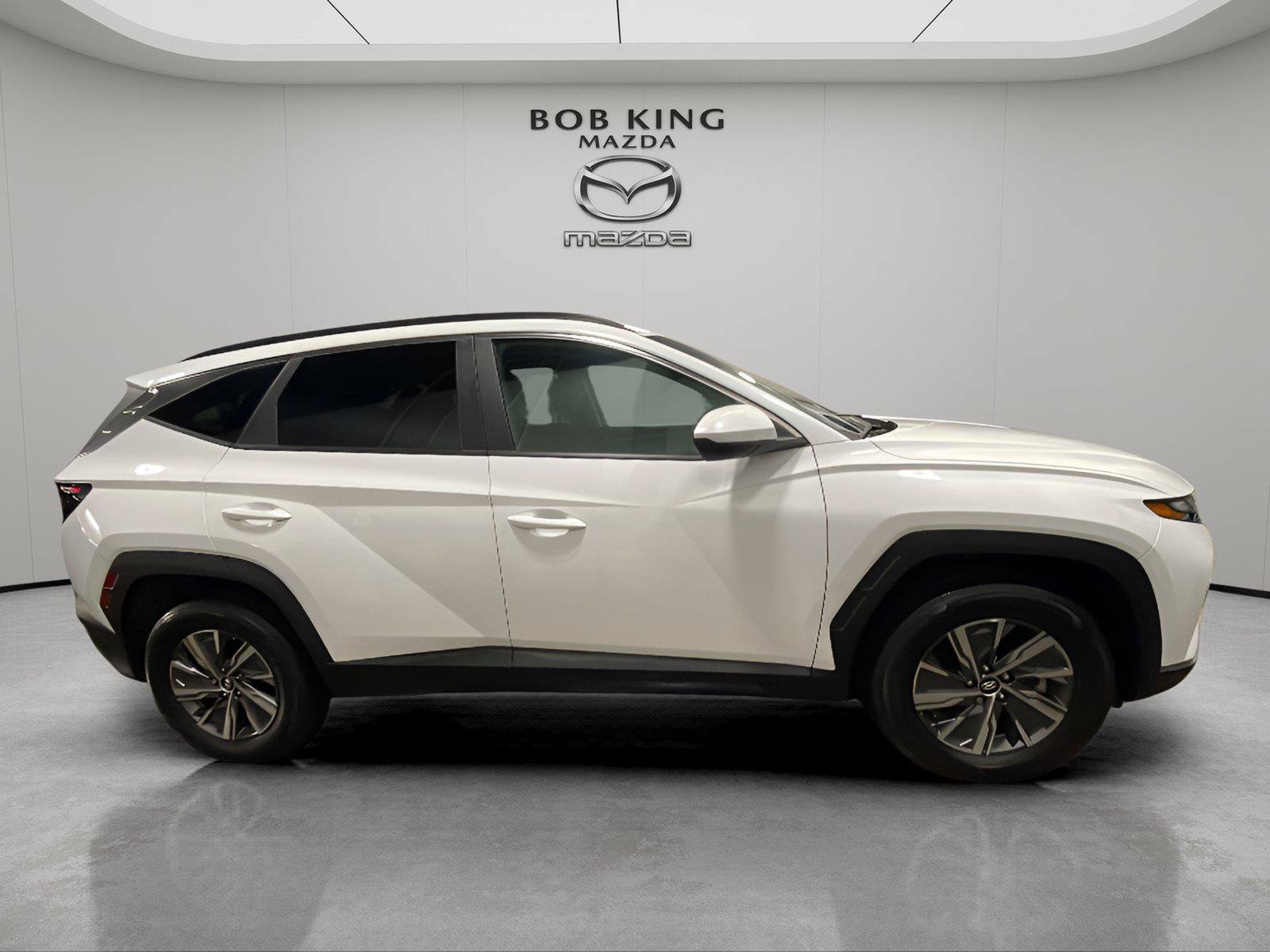 Used 2024 Hyundai Tucson Blue AWD/4WD image 6