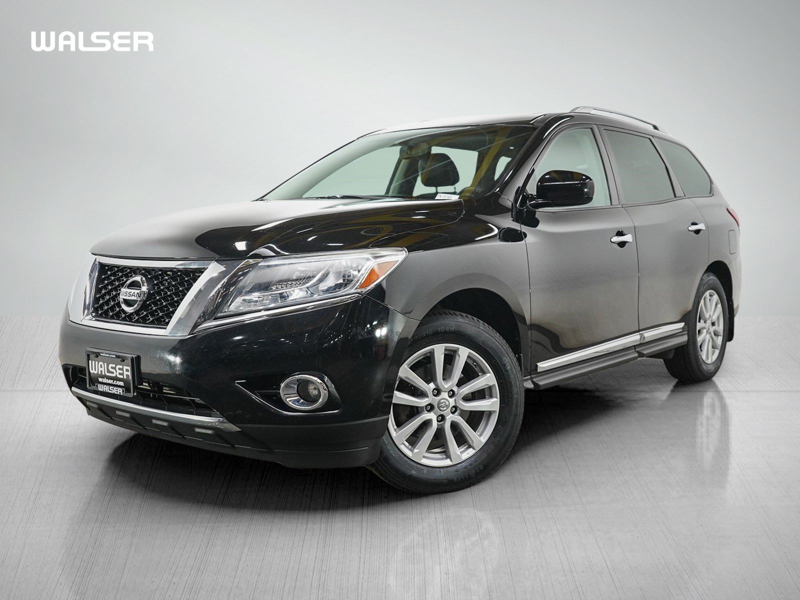 Used 2014 Nissan Pathfinder SL w/ SL Premium Package AWD/4WD image 1