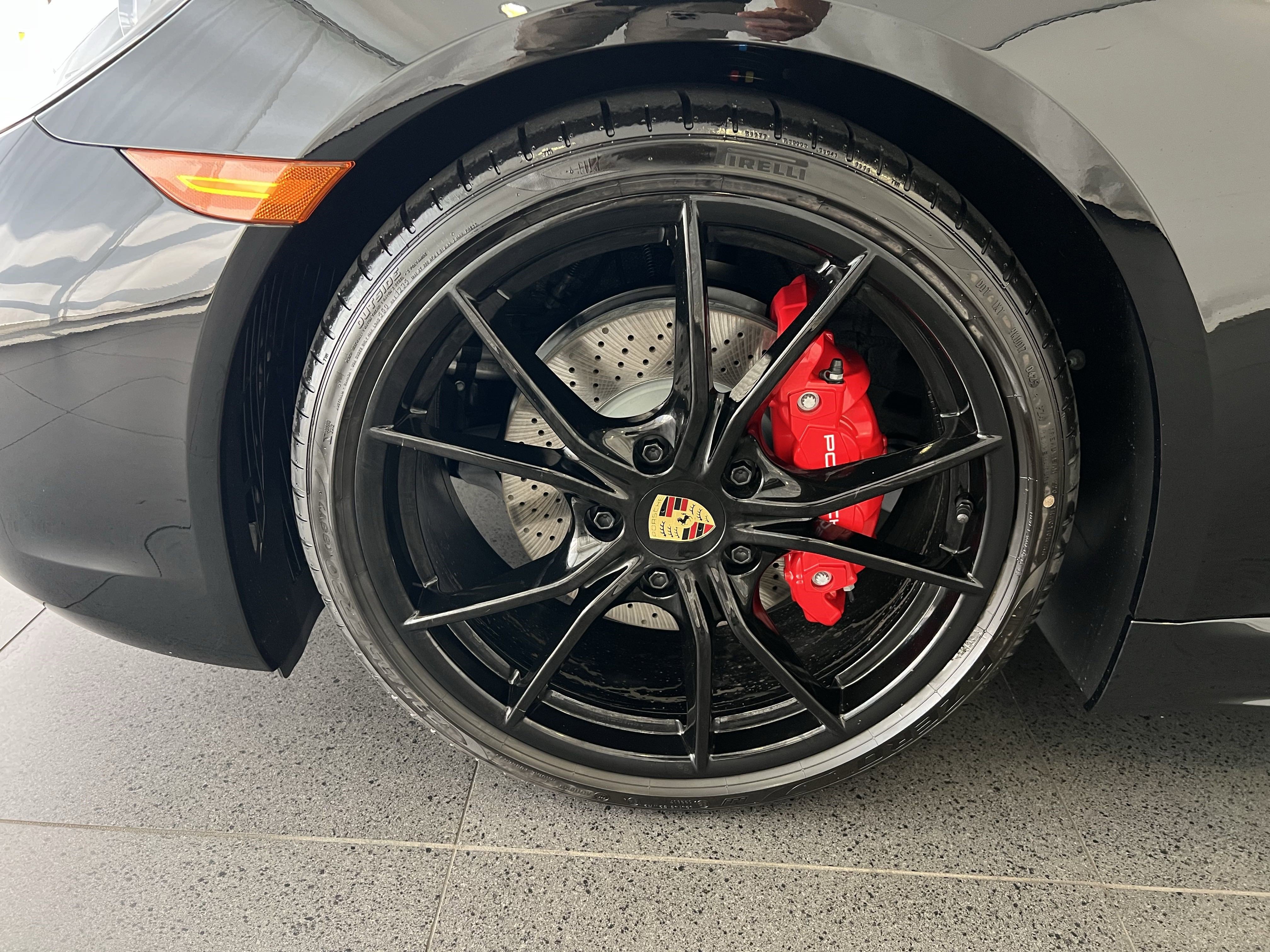 New 2025 Porsche 718 Boxster S image 10