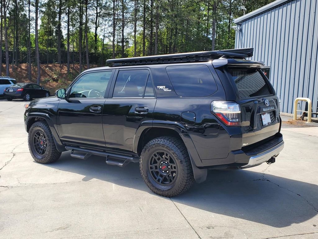 Used 2018 Toyota 4Runner TRD Off-Road AWD/4WD image 7