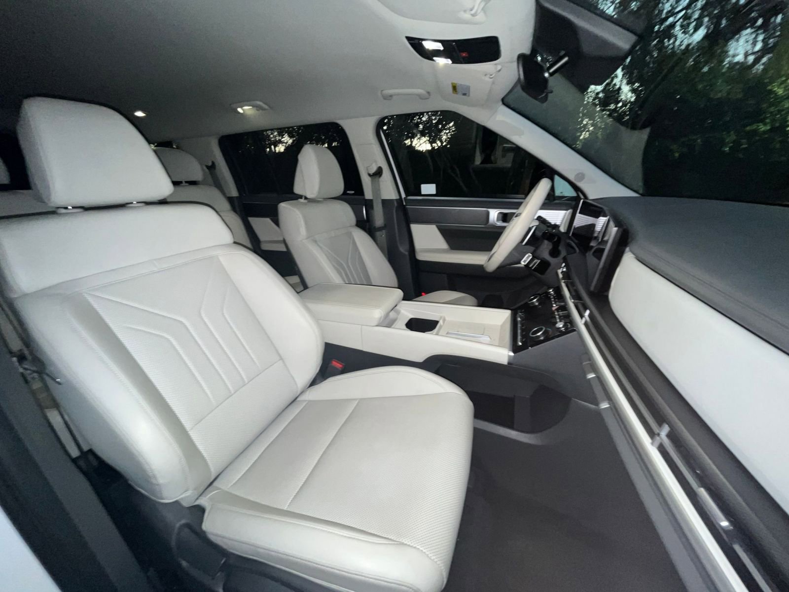 Used 2025 Hyundai Santa Fe SEL image 39