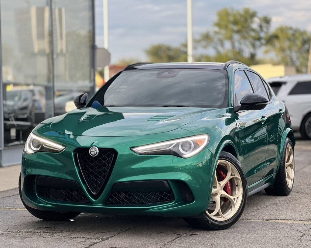 Used 2022 Alfa Romeo Stelvio Quadrifoglio w/ Active Assist Plus Package AWD/4WD image 48