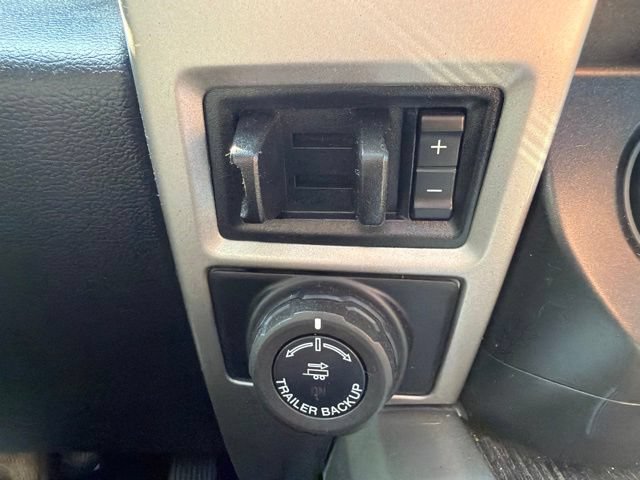 Used 2020 Ford F350 Lariat w/ Chrome Package AWD/4WD image 39