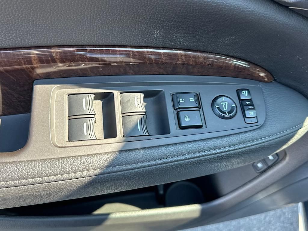 Used 2017 Acura MDX SH-AWD w/ Technology Package image 18