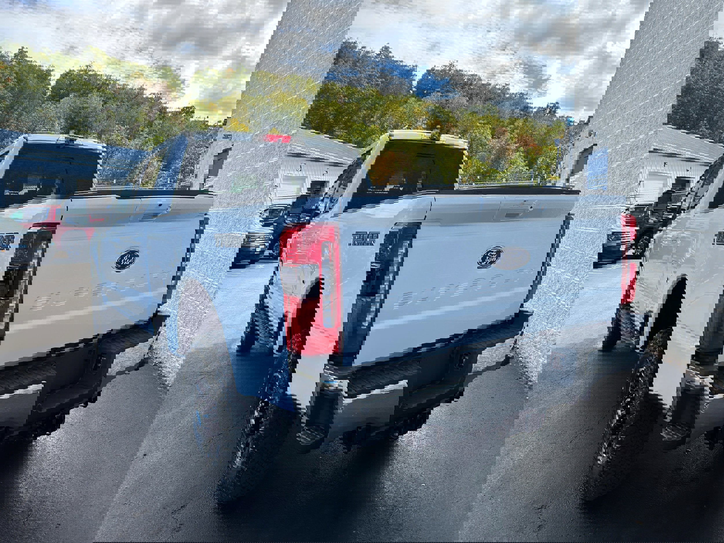 New 2026 Ford F350 Lariat w/ Tremor Off-Road Package image 11