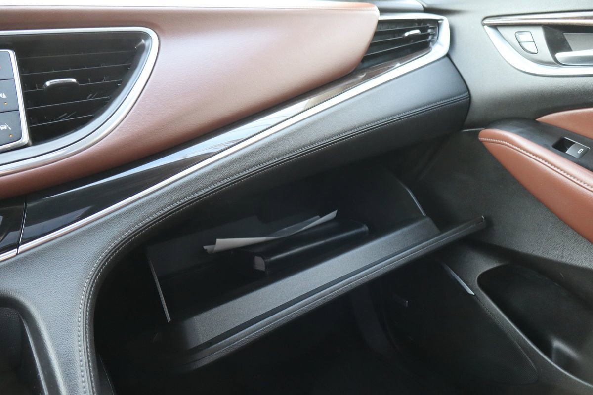 Used 2019 Buick Enclave Avenir w/ Avenir Technology Package image 40