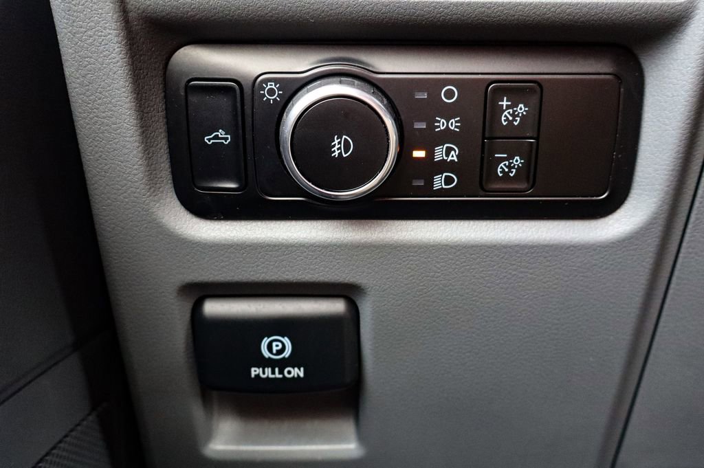 Used 2023 Ford F150 XLT image 21