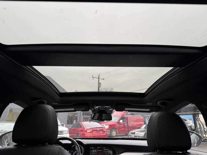 Used 2020 Alfa Romeo Stelvio Ti Sport w/ Quick Order Package 22S Sport image 33