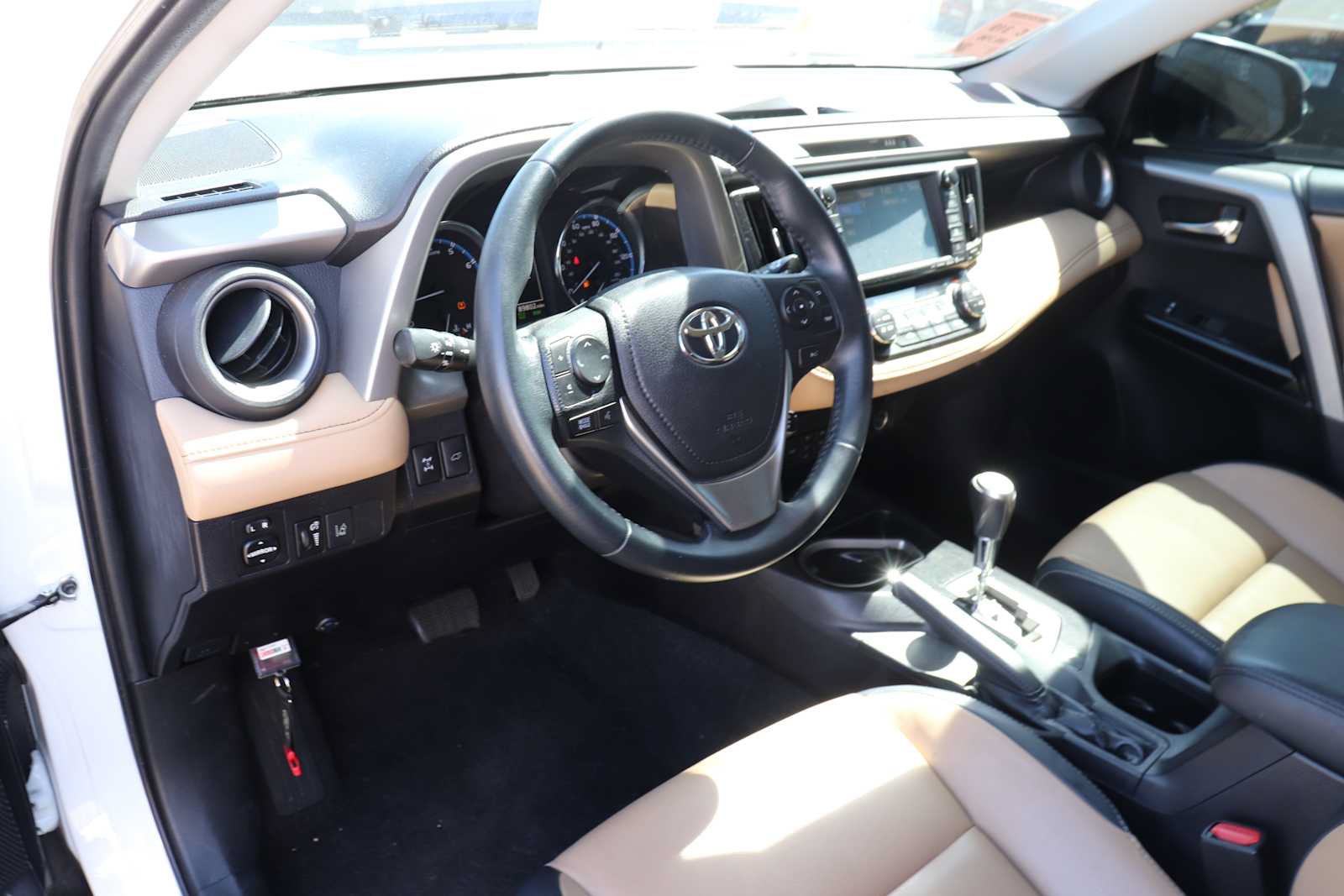 Certified 2018 Toyota RAV4 Limited w/ All Weather Liner Package AWD/4WD image 10