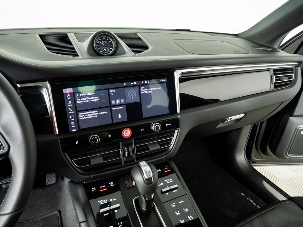 New 2026 Porsche Macan S image 13
