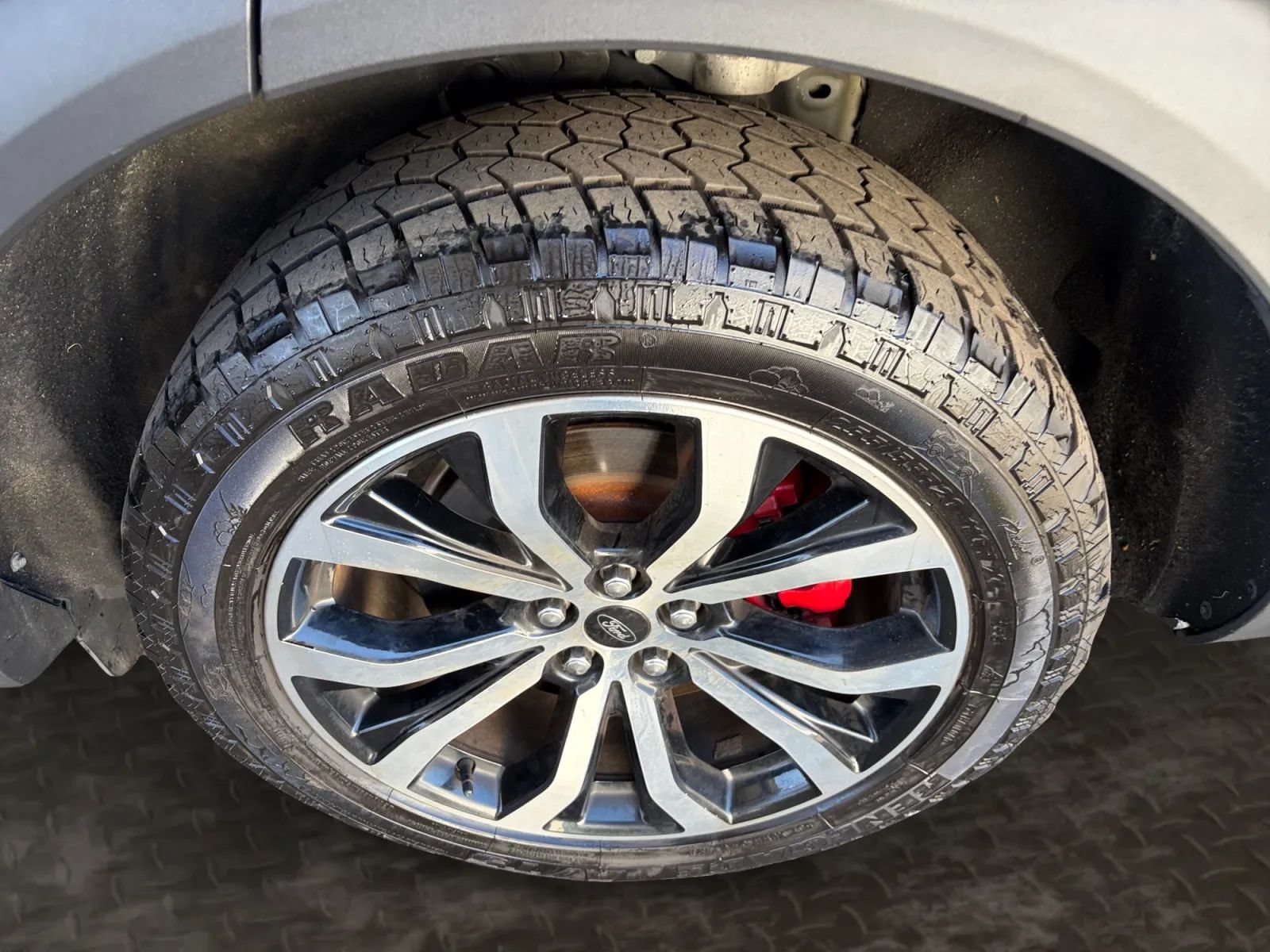 Used 2020 Ford Explorer ST w/ ST Street Pack AWD/4WD image 38