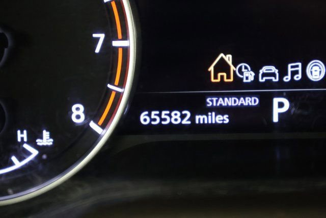 Used 2023 Nissan Rogue S image 16