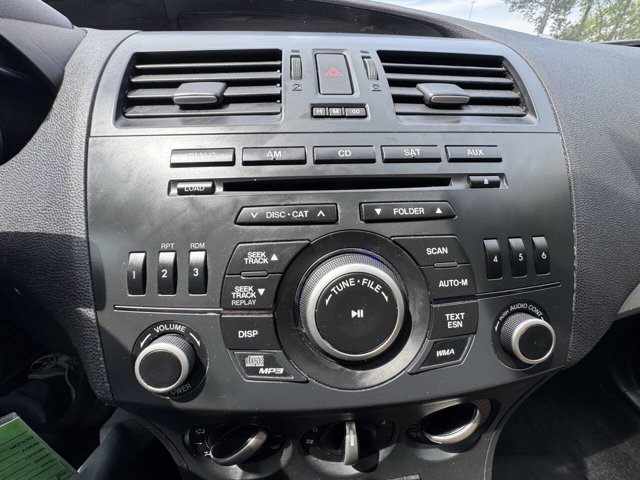 Used 2012 MAZDA MAZDA3 i Touring FWD image 22
