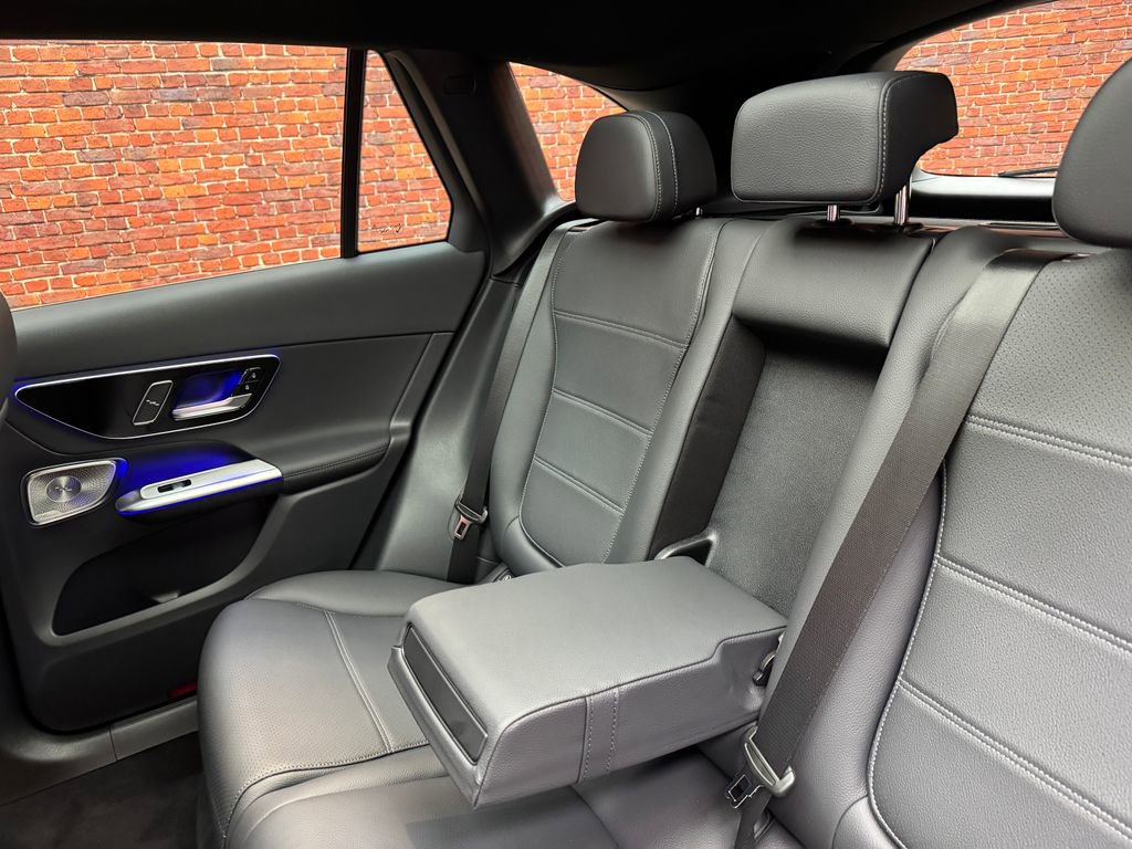 Used 2026 Mercedes-Benz GLC 300 4MATIC image 11
