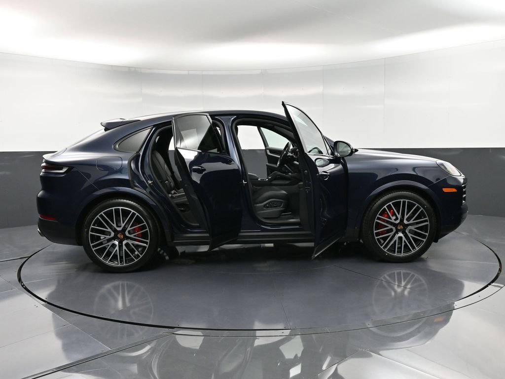 New 2026 Porsche Cayenne S image 37