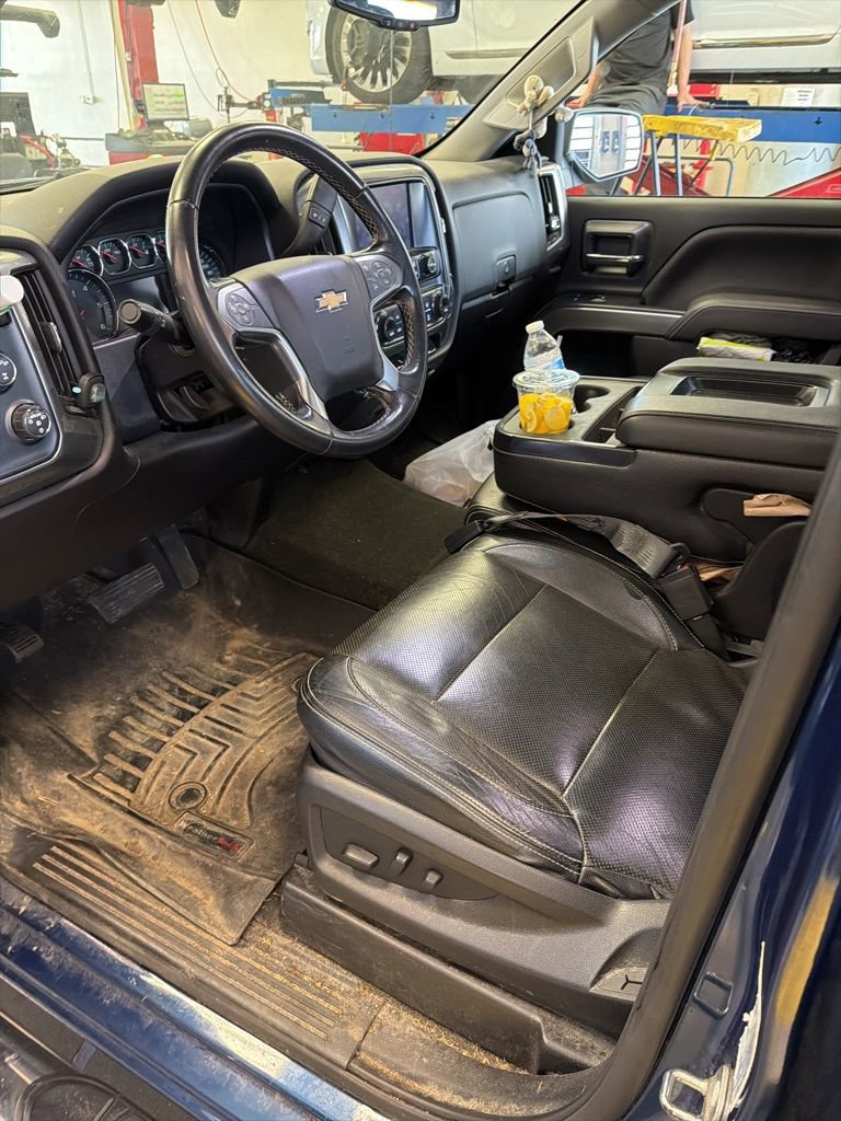 Used 2018 Chevrolet Silverado 1500 LT w/ All Star Edition image 2