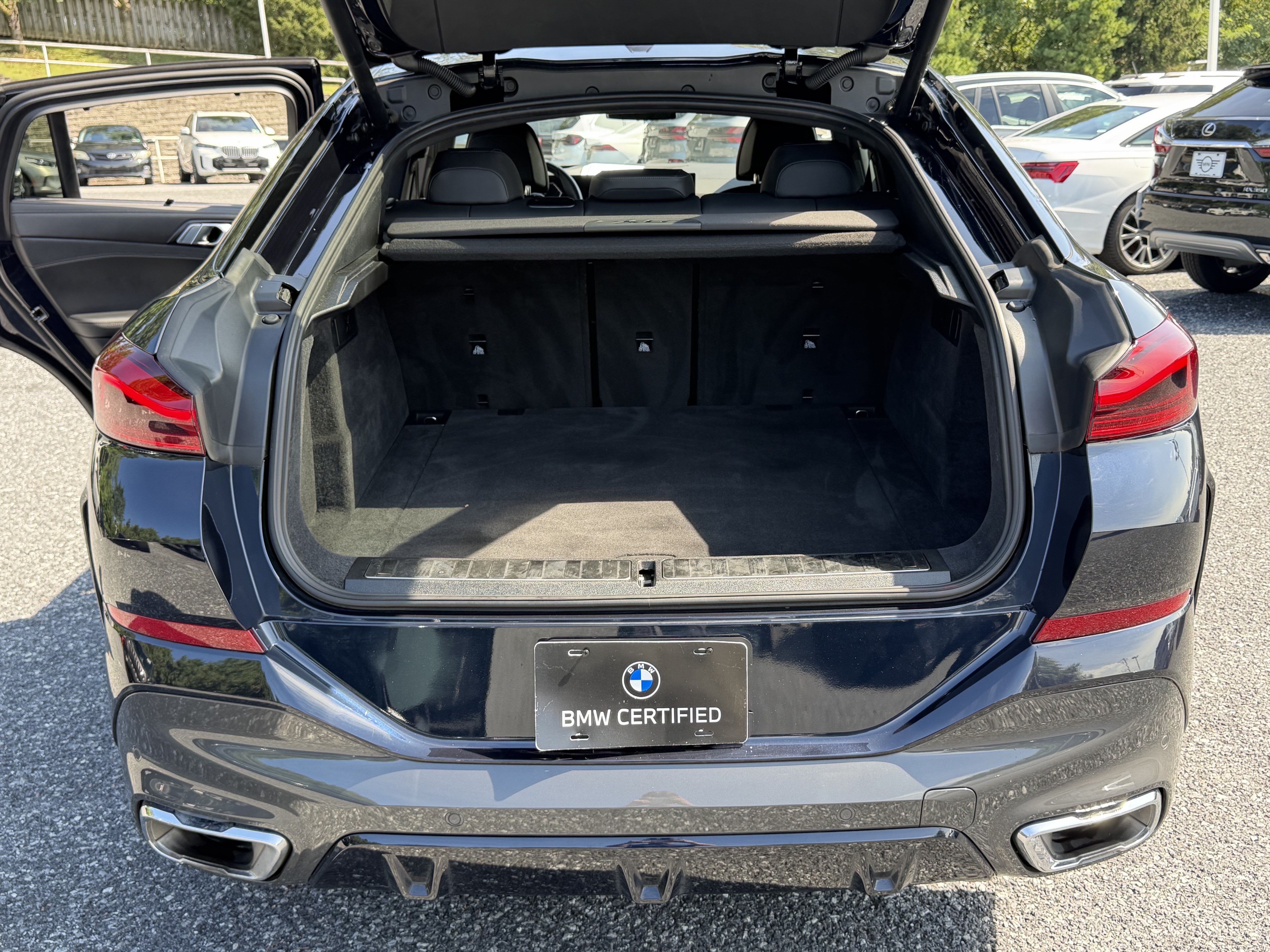 Certified 2026 BMW X6 xDrive40i AWD/4WD image 7