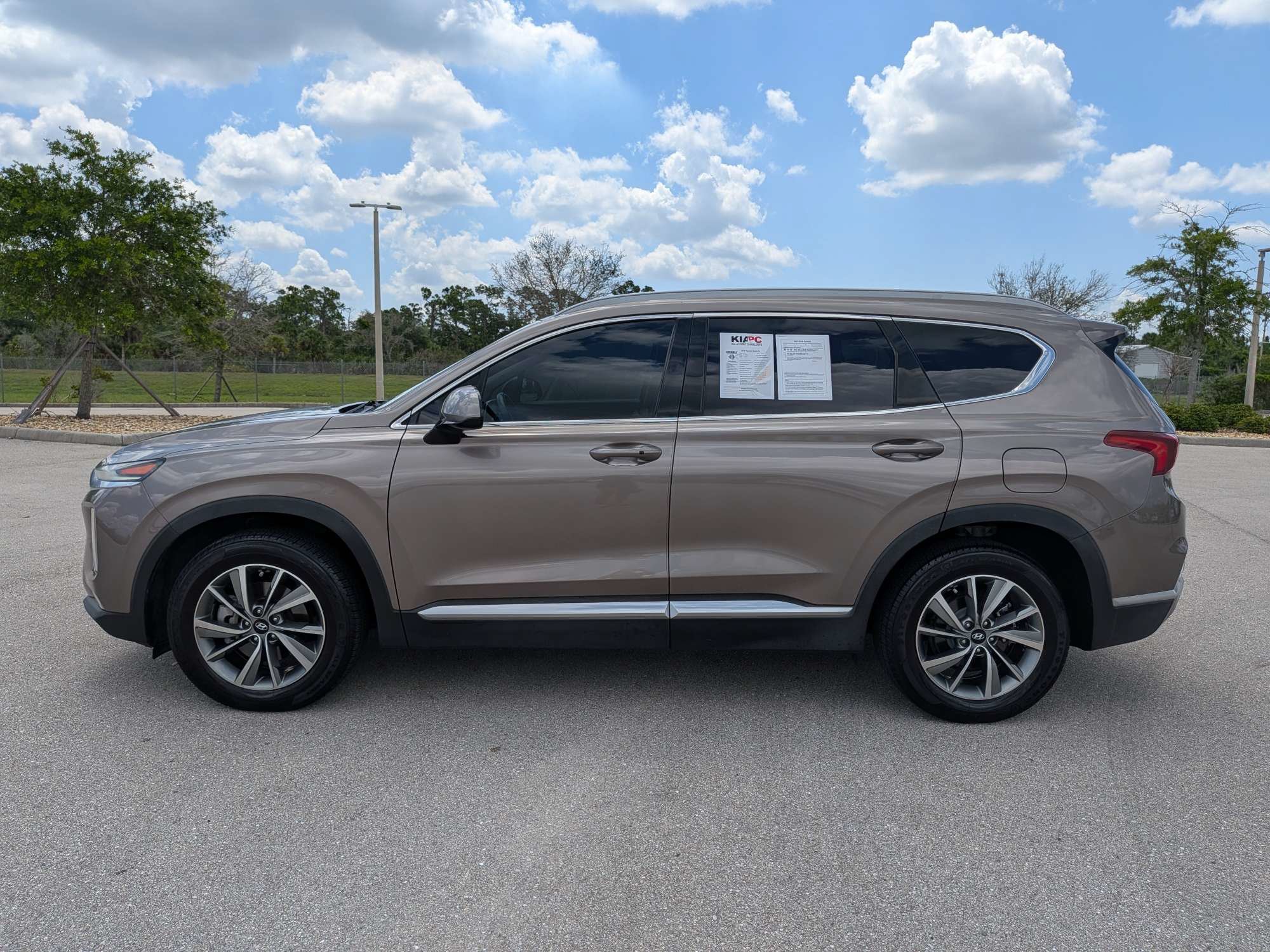 Used 2019 Hyundai Santa Fe SEL w/ Cargo Package FWD image 8