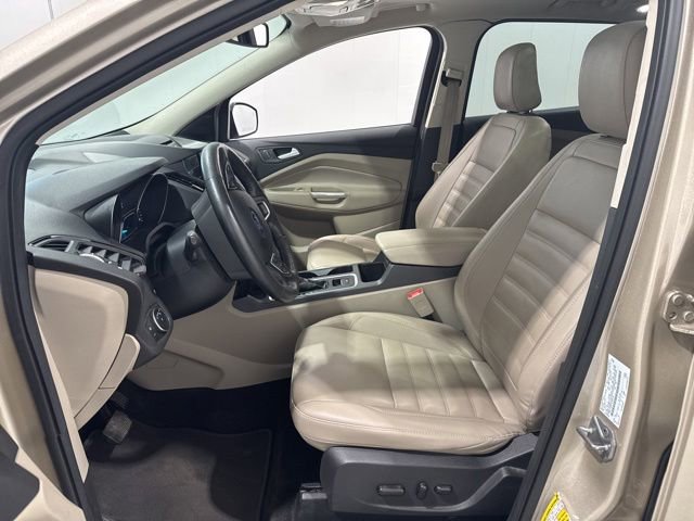 Used 2018 Ford Escape Titanium w/ Ford Safe & Smart Package AWD/4WD image 8