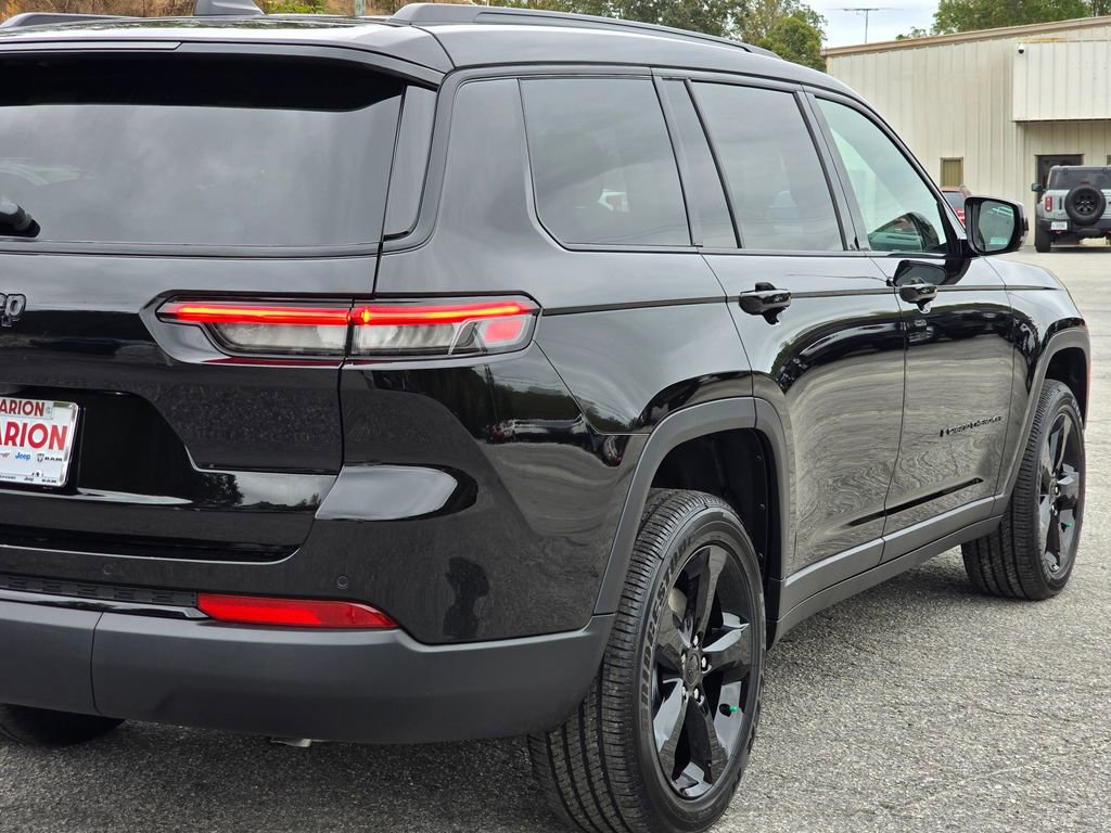 New 2025 Jeep Grand Cherokee L Altitude image 40