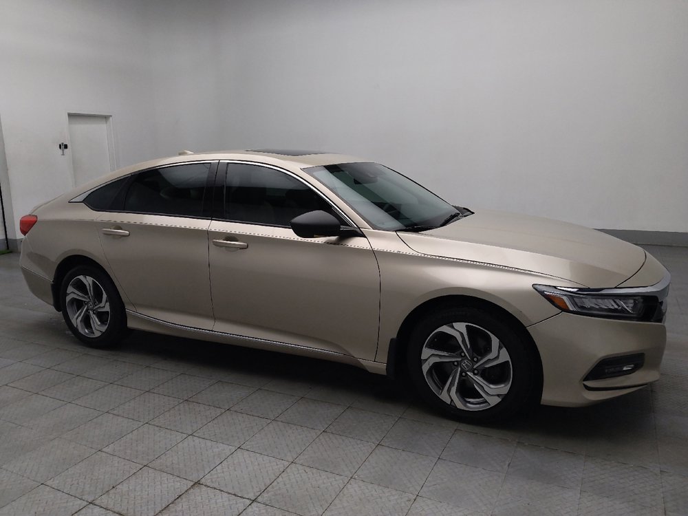 Used 2019 Honda Accord EX image 11