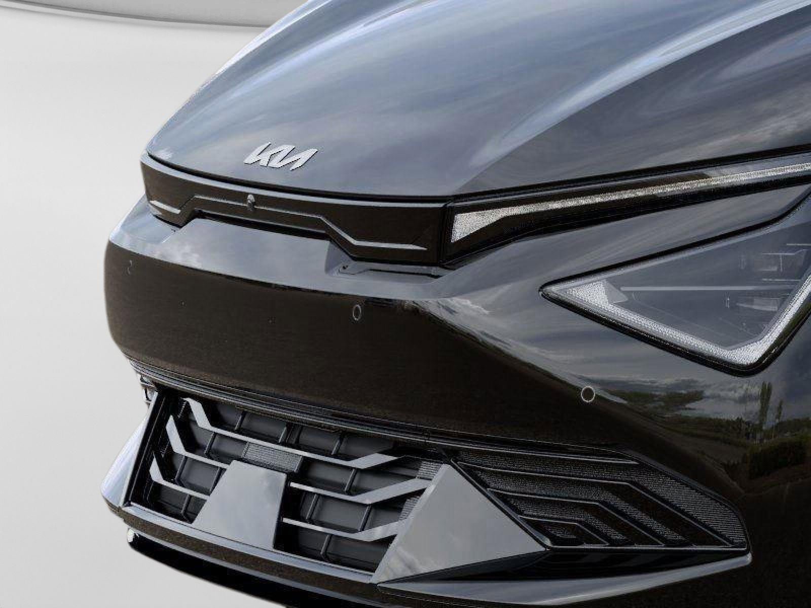 New 2025 Kia EV6 Light w/ Light LR Technology Package image 12