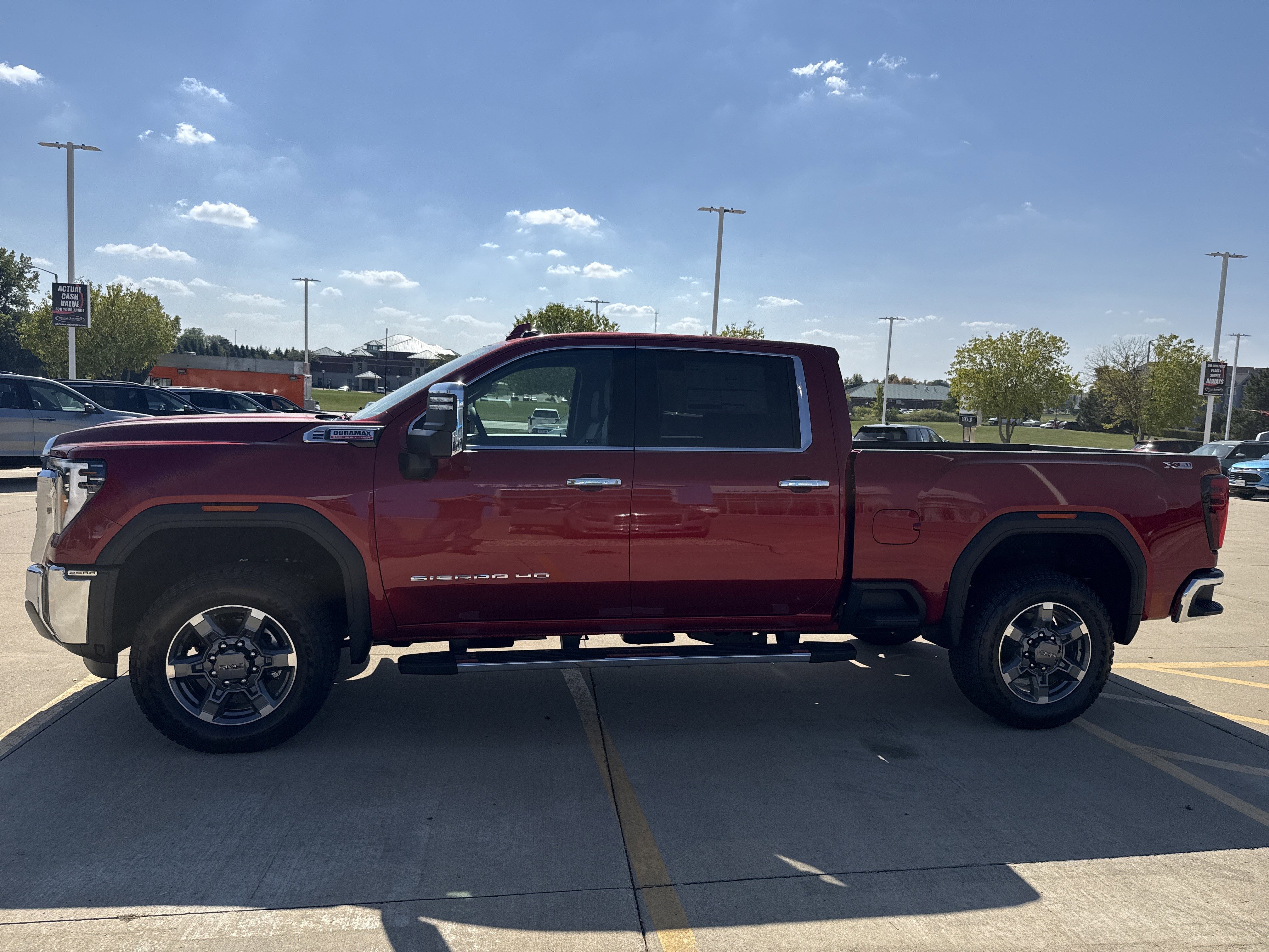 New 2026 GMC Sierra 2500 SLT w/ SLT Premium Package image 9