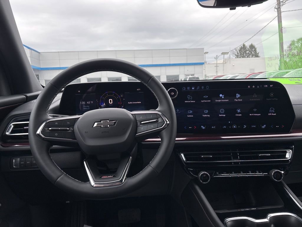 New 2026 Chevrolet Traverse Z71 w/ Driver Confidence Package image 14