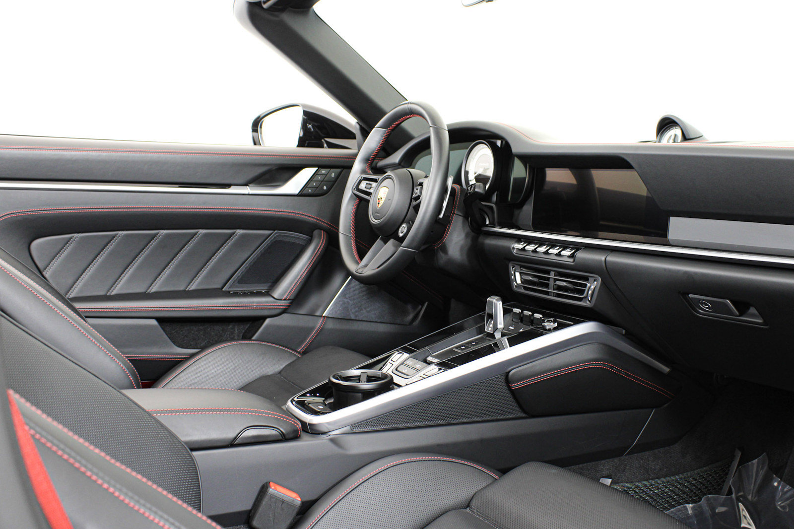 Used 2024 Porsche 911 Turbo S AWD/4WD image 33