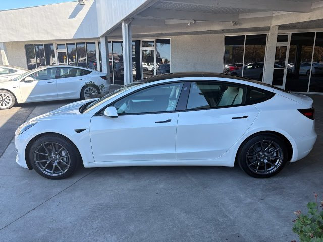 Used 2022 Tesla Model 3 Long Range AWD/4WD image 7