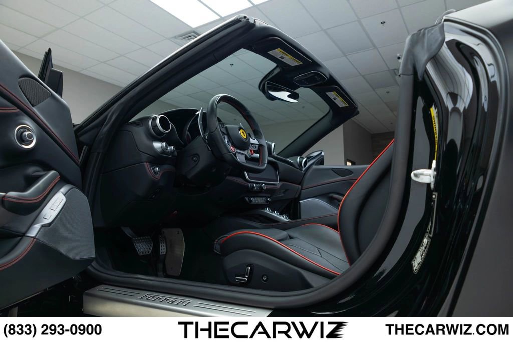Used 2022 Ferrari Portofino M RWD image 32