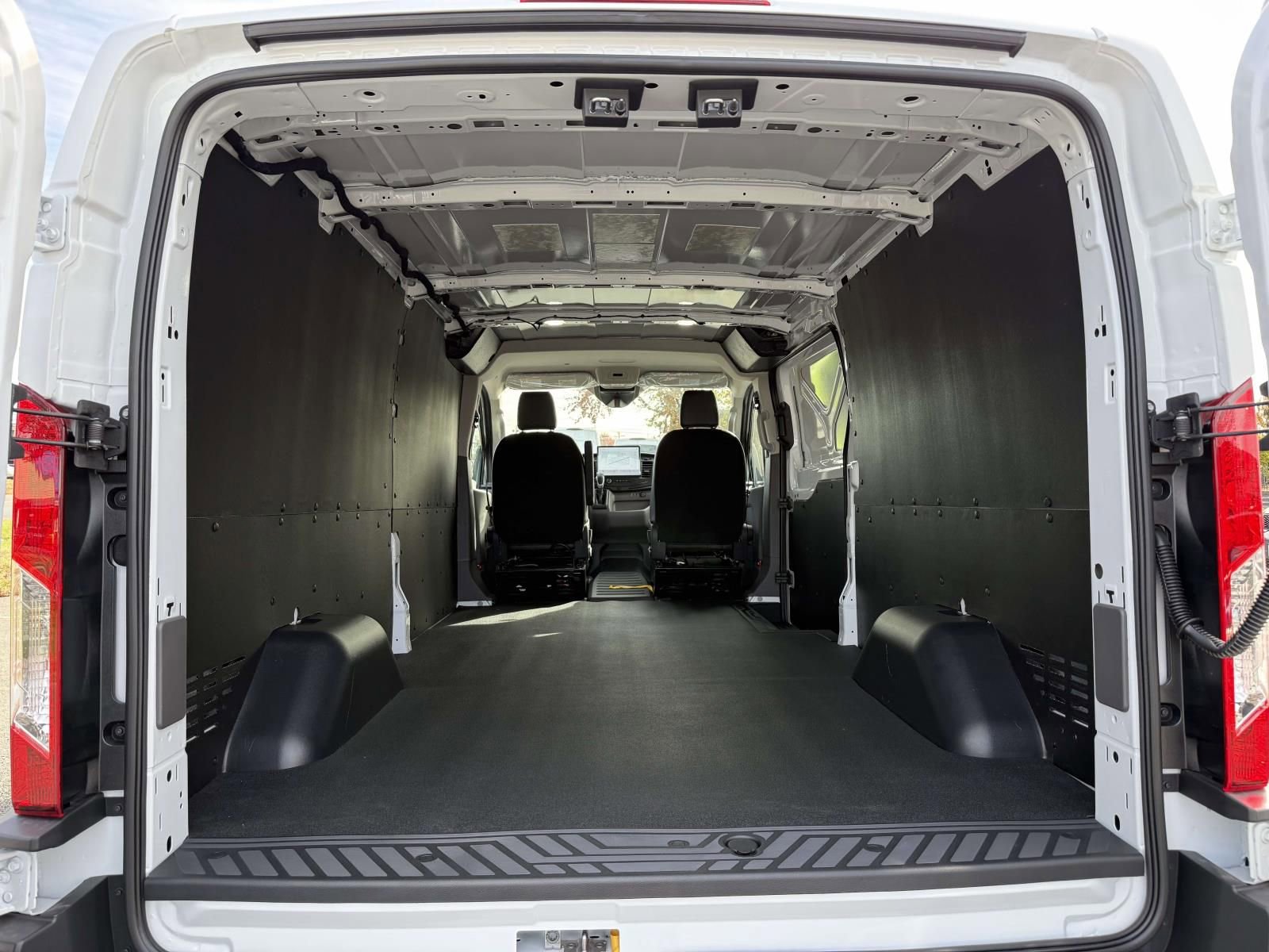 New 2025 Ford Transit 250 Low Roof w/ Load Area Protection Package RWD image 11