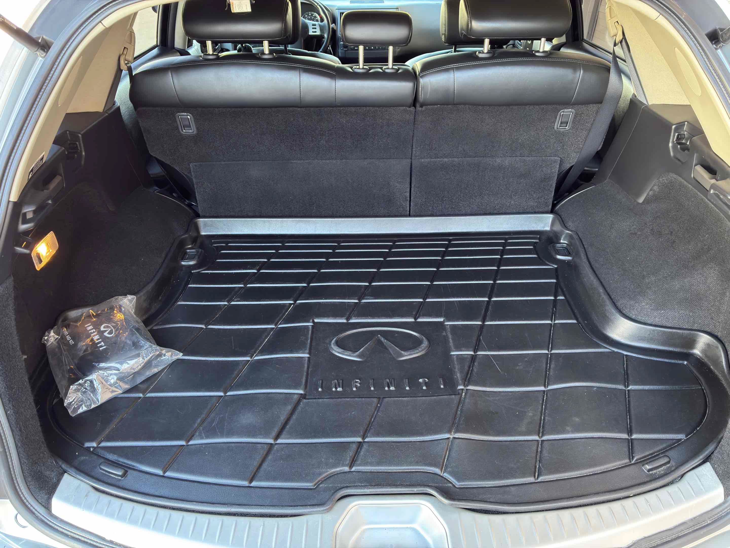 Used 2005 INFINITI FX45 AWD w/ (U01) Technology Pkg image 51