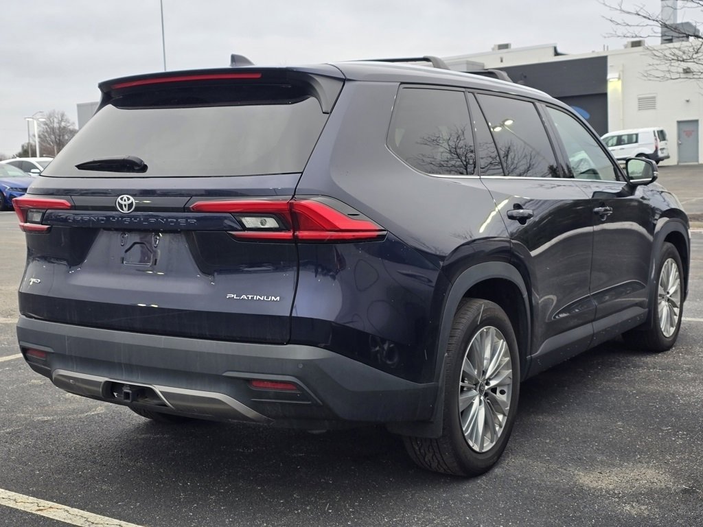Used 2024 Toyota Grand Highlander Platinum image 7