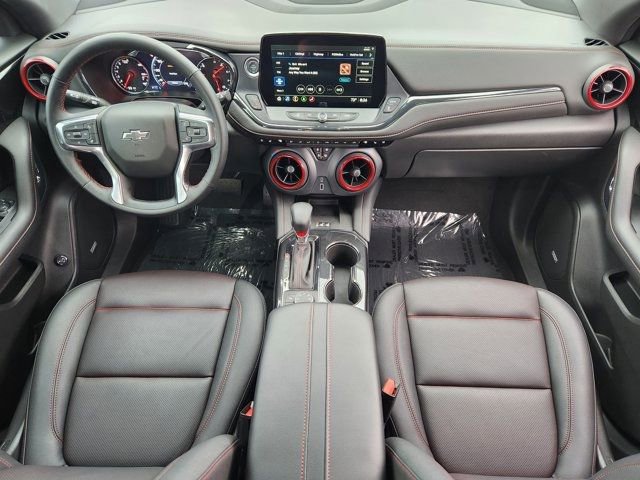 Used 2025 Chevrolet Blazer RS w/ Enhanced Convenience Package image 26