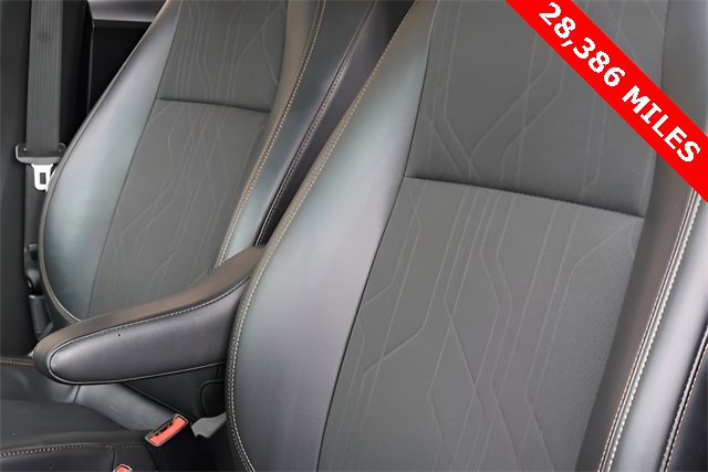 Used 2022 Chevrolet Trax LT w/ LT Convenience Package image 13