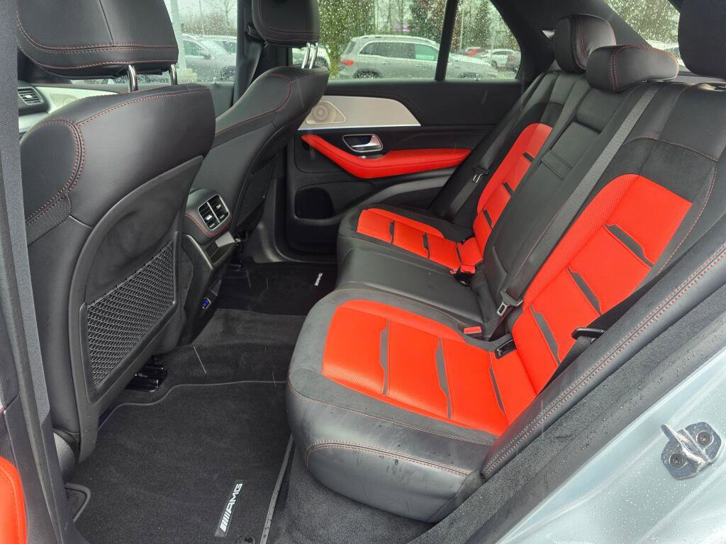 Used 2025 Mercedes-Benz GLE 53 AMG 4MATIC image 18