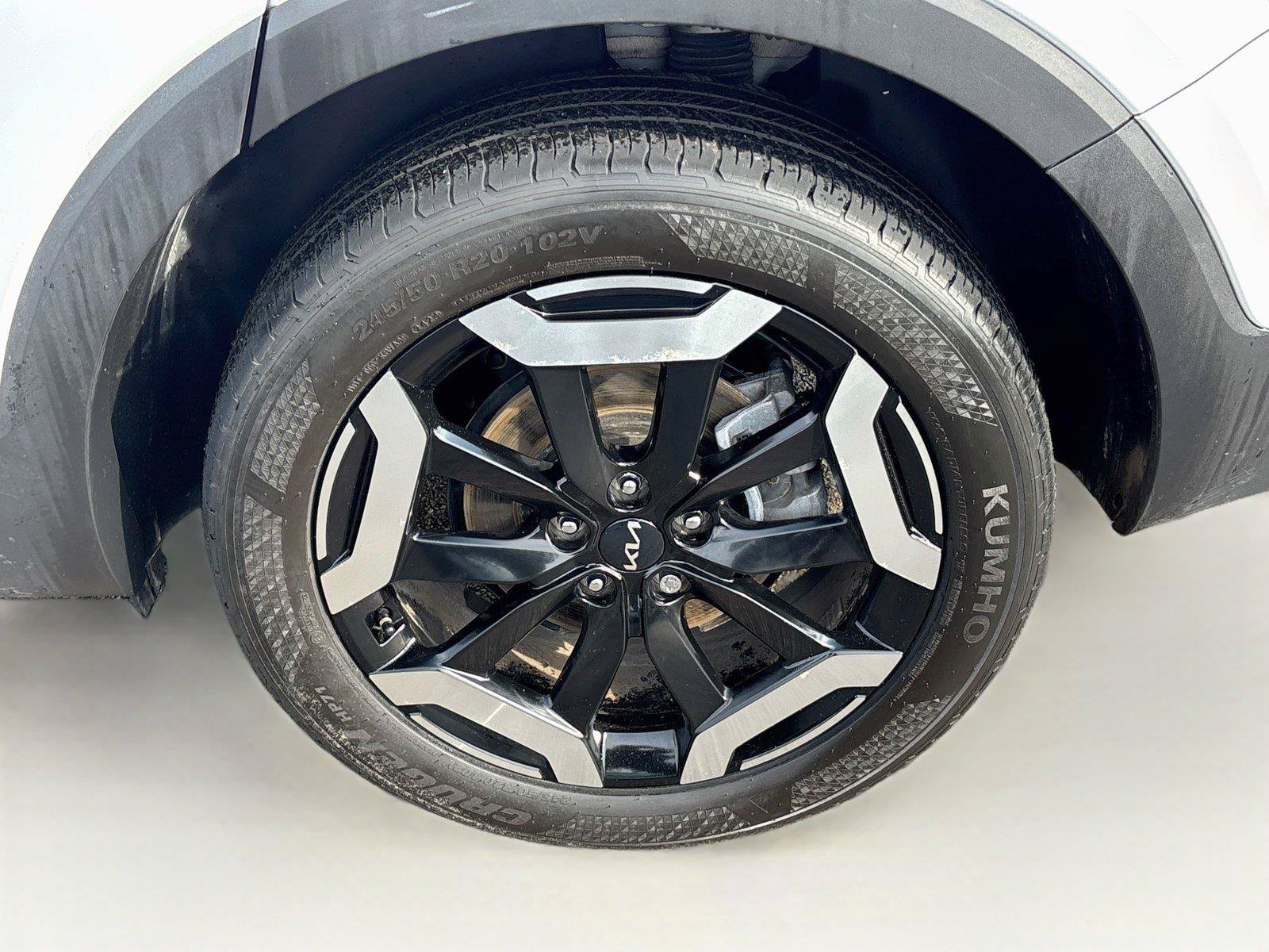 Used 2025 Kia Telluride S FWD image 34