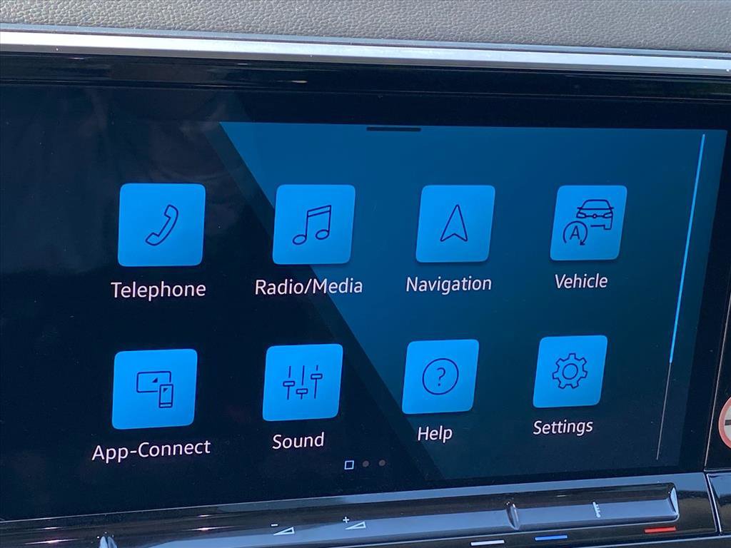Certified 2024 Volkswagen Atlas SE FWD image 15