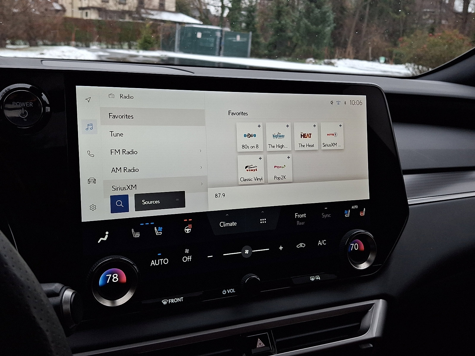 Certified 2024 Lexus RX 500h F Sport w/ Convenience Package image 17