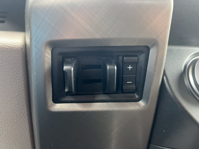 Certified 2019 Ford F350 Limited AWD/4WD image 32